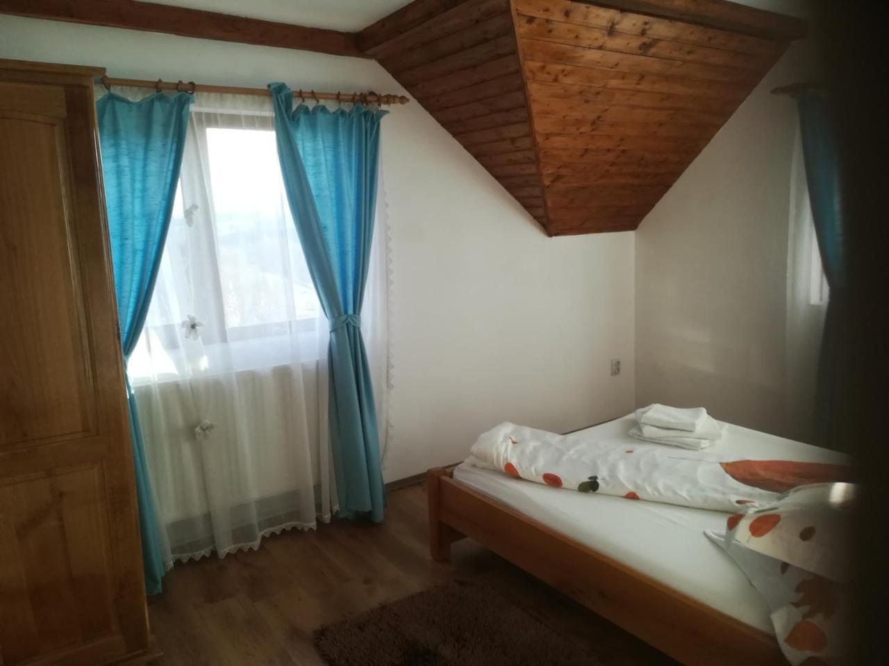 Casa Cristalul Muntilor Ξενοδοχείο Poiana Mărului Εξωτερικό φωτογραφία
